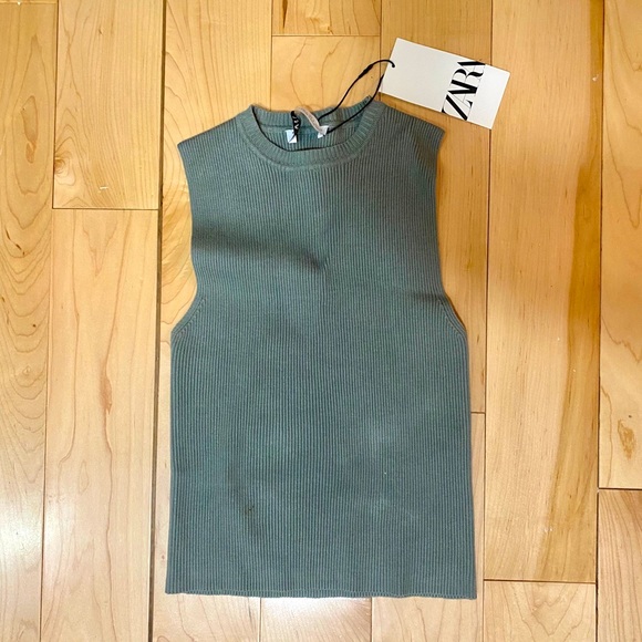 Zara Tops - SOLD - Zara Green Top